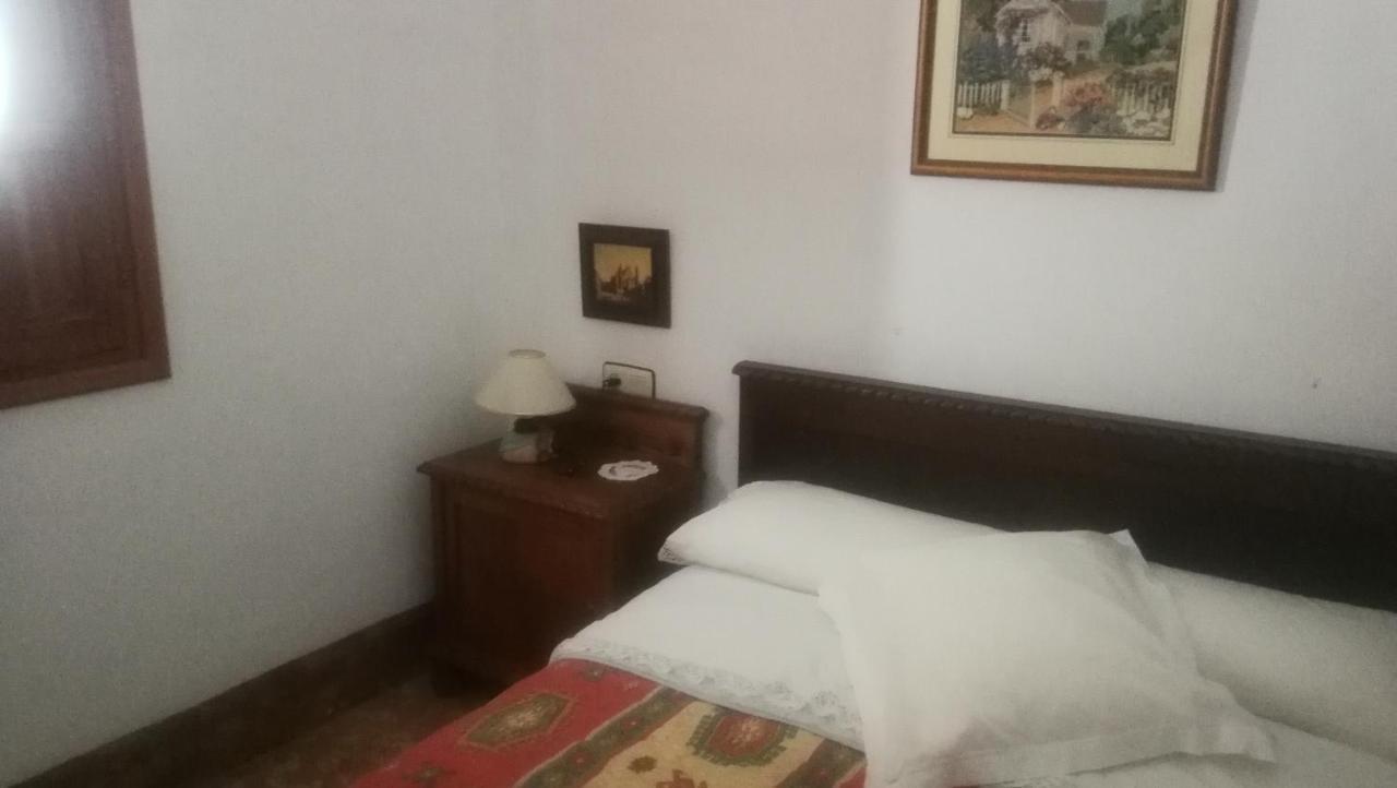 Cortijo De La Fuente Apartment Albunol Bagian luar foto